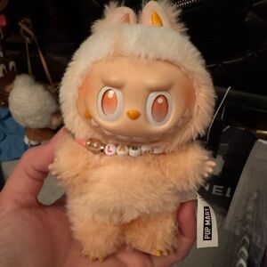 Pop Mart Big into Energy labubu